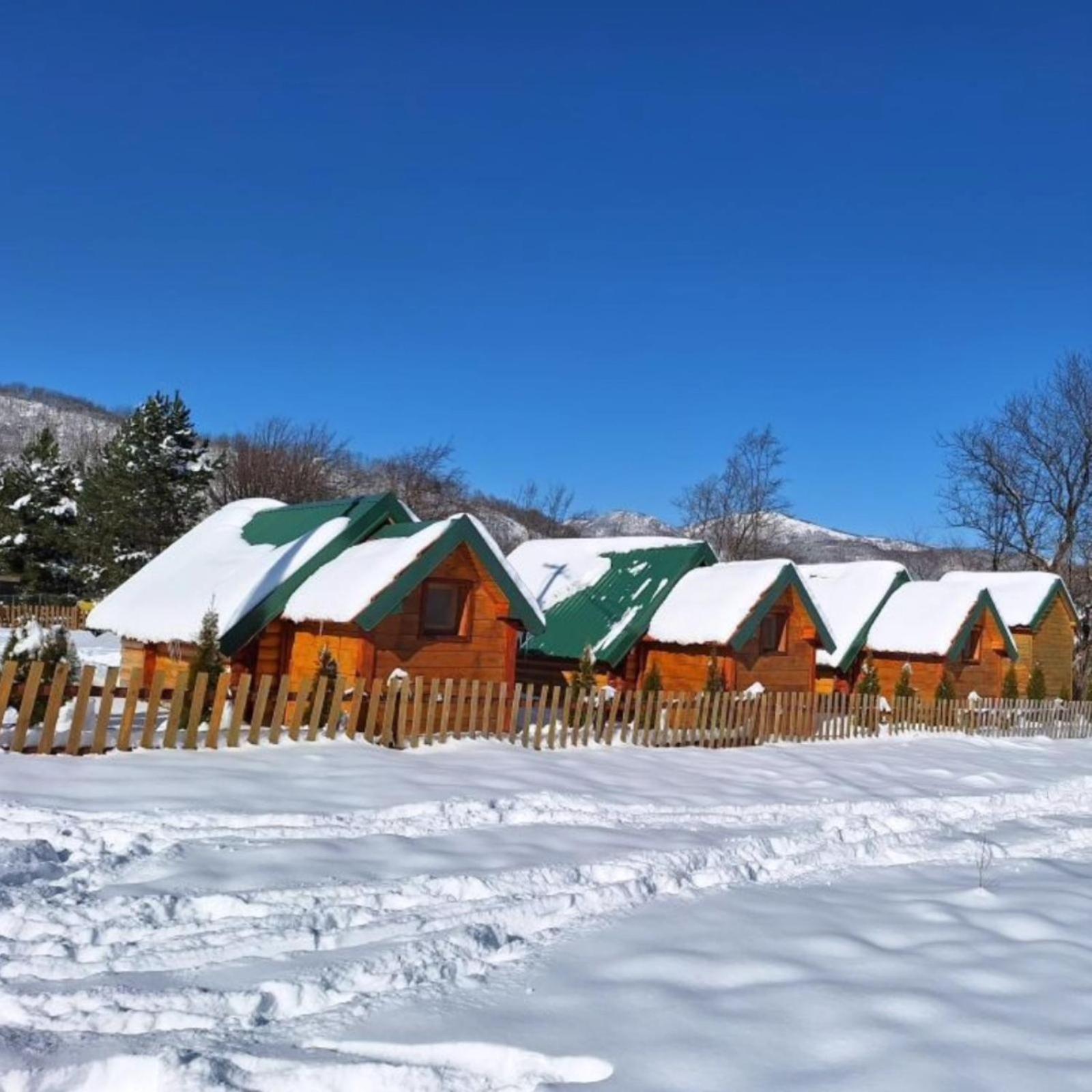 Konaci Oceva Zemlja Bungalovi Konaci Oceva Zemlja Vikendica Mojkovac Zewnętrze zdjęcie