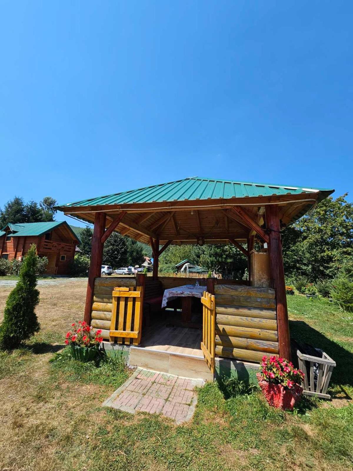 Konaci Oceva Zemlja Bungalovi Konaci Oceva Zemlja Vikendica Mojkovac Zewnętrze zdjęcie