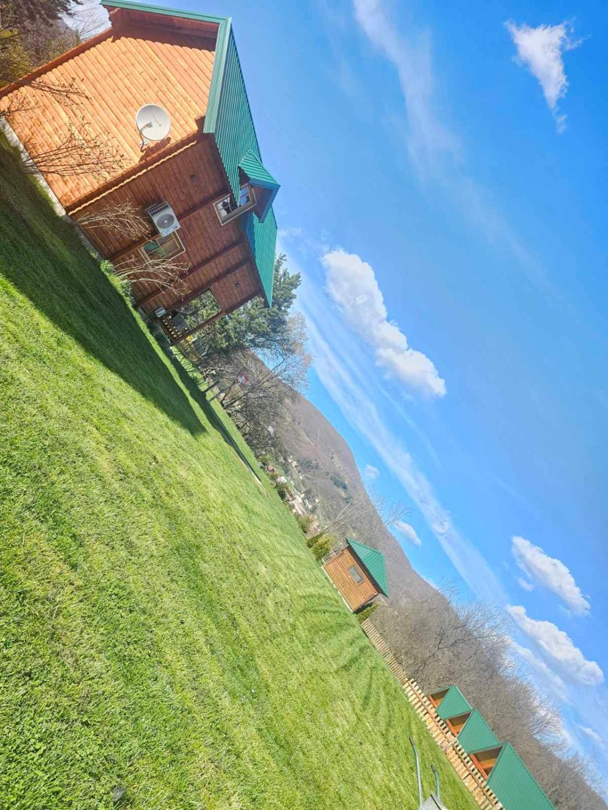 Konaci Oceva Zemlja Bungalovi Konaci Oceva Zemlja Vikendica Mojkovac Zewnętrze zdjęcie